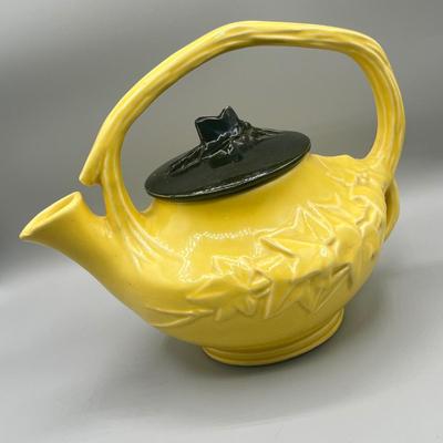 LOT 179: Vintage McCoy Ivy and Twig Teapot and Vintage Hand Painted "Mexico" Ceramic Planters