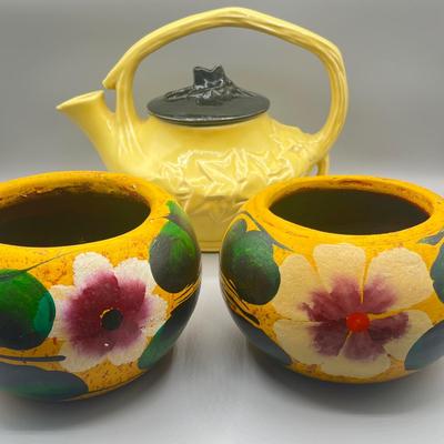 LOT 179: Vintage McCoy Ivy and Twig Teapot and Vintage Hand Painted "Mexico" Ceramic Planters