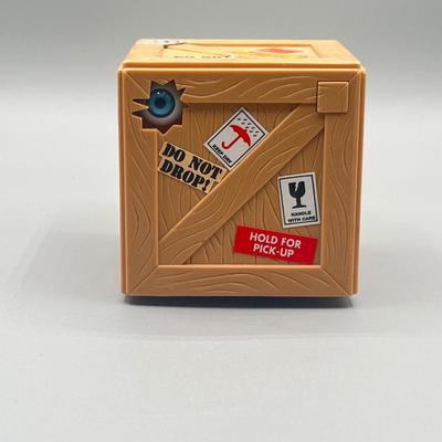 LOT 182: "Can Someone Let Me Out of Here?!" Vintage 90's Sky Kids Electronic Vibrating Talking Crate