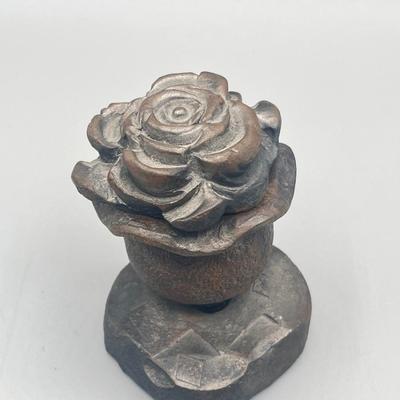 LOT 187: Vintage Holly City Forgery Wrought Iron Rose by Jack Lupton