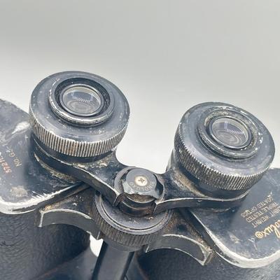 LOT 188: Vintage Binolux Binoculars With Case