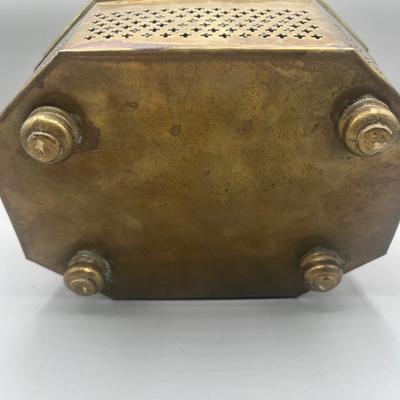 LOT 201: Eclectic Decor Collection