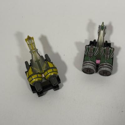 LOT 202: Star Wars Collectibles - Miniature Figures / Ships and More