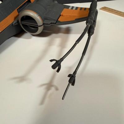 LOT 205: Star Wars Sequel Trilogy X-Wing and Tie Fighter