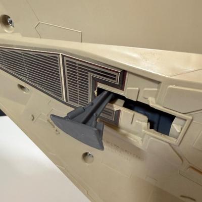 LOT 206: Vintage Star Wars Empire Strikes Back Snow Speeder