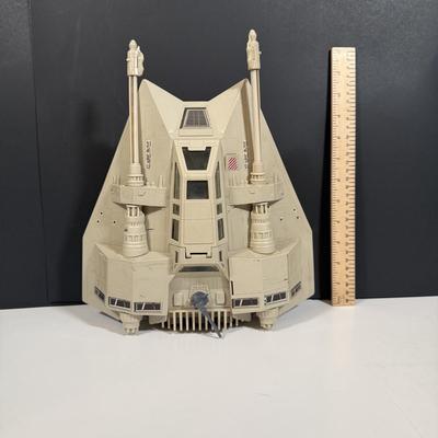 LOT 206: Vintage Star Wars Empire Strikes Back Snow Speeder