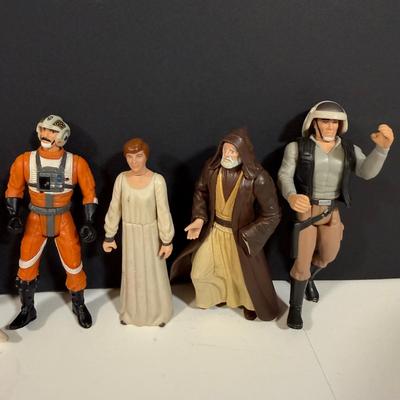 LOT 209: Star Wars Figures -1990s - A New Hope