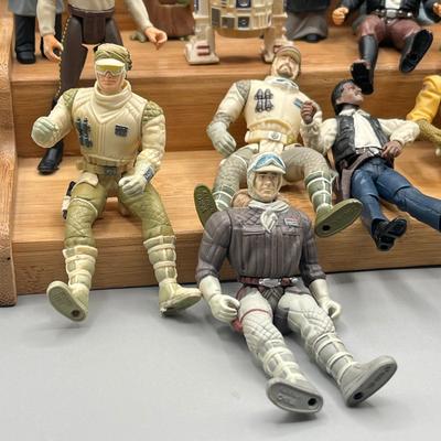LOT 211: Star Wars Figure Collection - Empire Strikes Back - 1990s