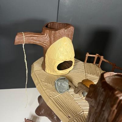 LOT 218: Vintage Star Wars Ewok Village