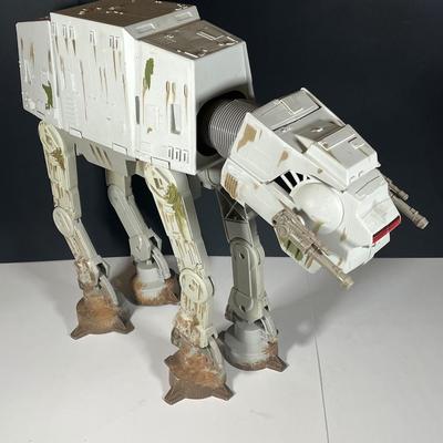 LOT 223: Star Wars AT-AT Walker - Return of the Jedi Endor Edition- 1997
