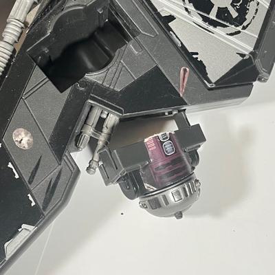 LOT 224: Three Star Wars Prequels Fighter Toys