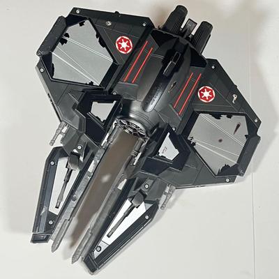 LOT 224: Three Star Wars Prequels Fighter Toys