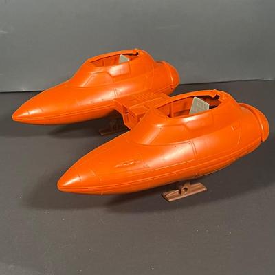 LOT 226: Vintage Star Wars Toys - Millenium Falcon, Tie Fighter and More - For Parts / Repair