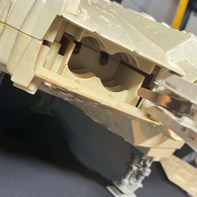LOT 226: Vintage Star Wars Toys - Millenium Falcon, Tie Fighter and More - For Parts / Repair