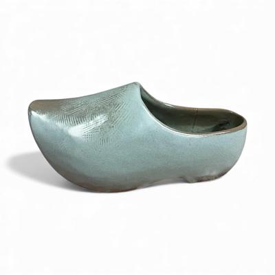 Frankoma 913 Mid Century Dutch Shoes (Klompjes) Planter - Moss Blue Glazed with Imperfection