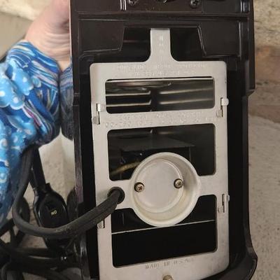 Sale Photo Thumbnail #989: Kodaslide Merit Projector in box. Works