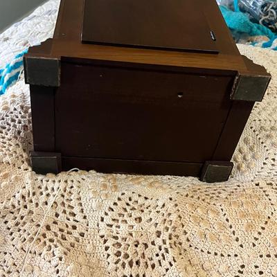 Seth Thomas Mantel Clock (B3-RG)