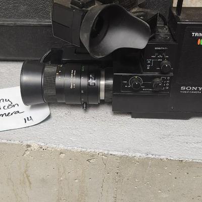 Sale Photo Thumbnail #1004: Sony Trinicon video camera in case