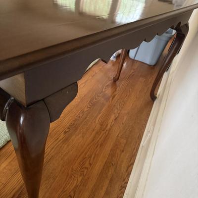 Sofa Table With Queen Anne Style Legs (LR-MG)