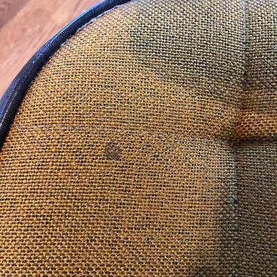 Mid-Century Modern Swivel Office Chair (B1-BC)