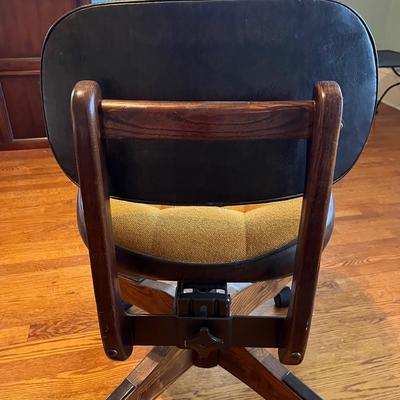Mid-Century Modern Swivel Office Chair (B1-BC)