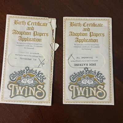 Cabbage Patch Doll Twins W/Papers (B3-RG)