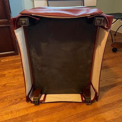 Vinyl Armchair and Ottoman (O-BC)