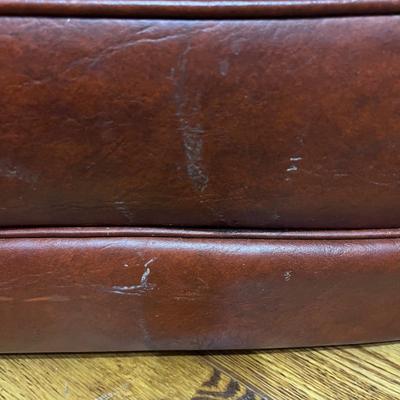 Vinyl Armchair and Ottoman (O-BC)