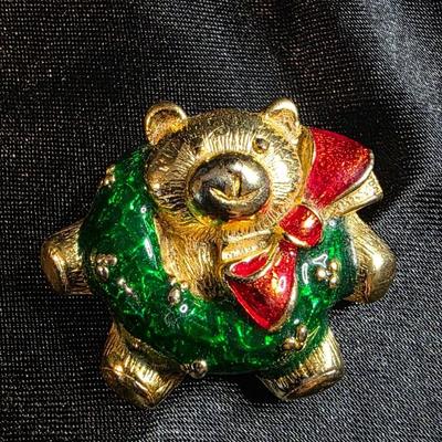 Vintage Gold Tone Christmas Teddy Bear Brooch Pin with Enamel Wreath and Red Bow