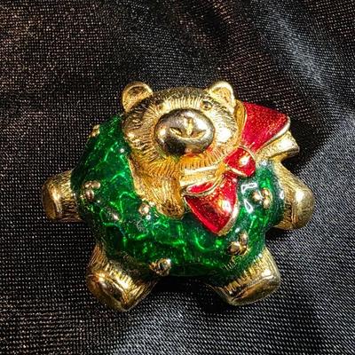 Vintage Gold Tone Christmas Teddy Bear Brooch Pin with Enamel Wreath and Red Bow
