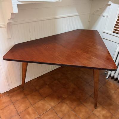 MCM Diamond Shaped Unique Table (P-MG)