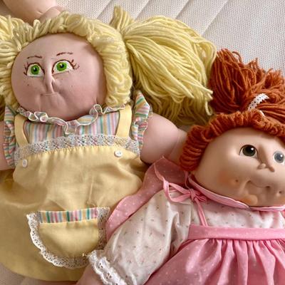 Sale Photo Thumbnail #468: Lot of 4 handmade cabbage patch dolls
