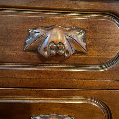 Davis Cabinet Company Lillian Russell Collection Washstand (B2-MG)