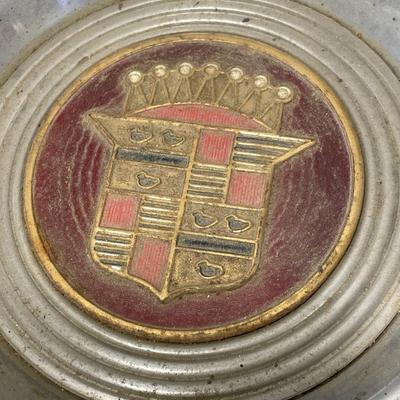 Cadillac "Sombrero" hubcap