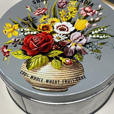 Vintage fruit cake tins