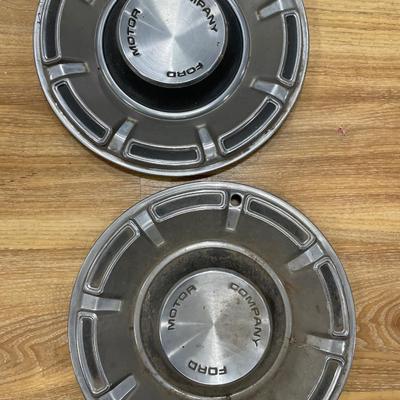 Ford hubcaps