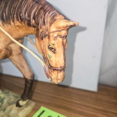 Sale Photo Thumbnail #24: Statue