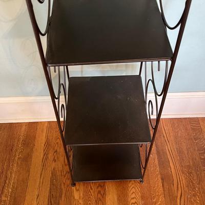 Metal Scrollwork Shelf (B1-BC)