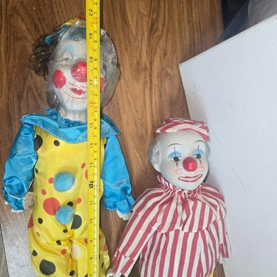 Sale Photo Thumbnail #46: Porcelain clowns