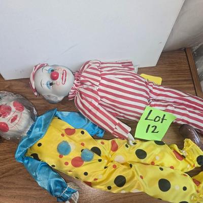 Sale Photo Thumbnail #45: Porcelain clowns