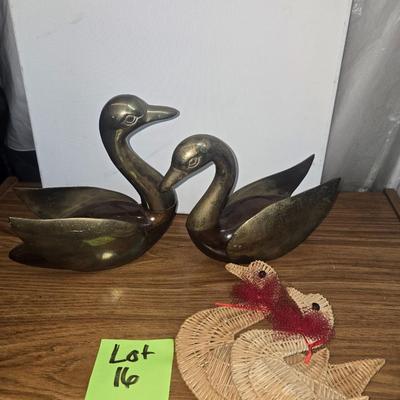 Sale Photo Thumbnail #59: Decor