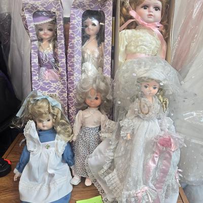 Sale Photo Thumbnail #64: Lot of porcelain and assorted dolls