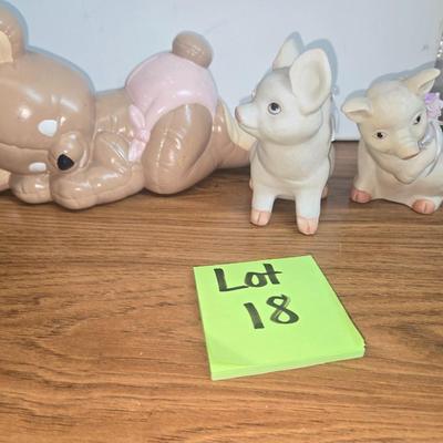 Sale Photo Thumbnail #72: Decor and bank