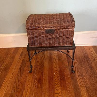Small Wicker Trunk on Metal Frame (B1-BC)