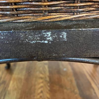 Small Wicker Trunk on Metal Frame (B1-BC)