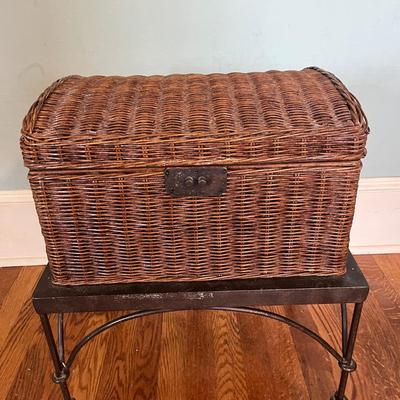 Small Wicker Trunk on Metal Frame (B1-BC)