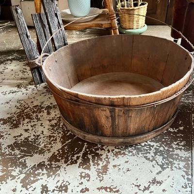 Sale Photo Thumbnail #30: Vintage Wooden Basket