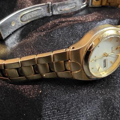 Citizen Eco-Drive Gold-Tone Men’s Watch – Day/Date Display, WR100, Japan Movement