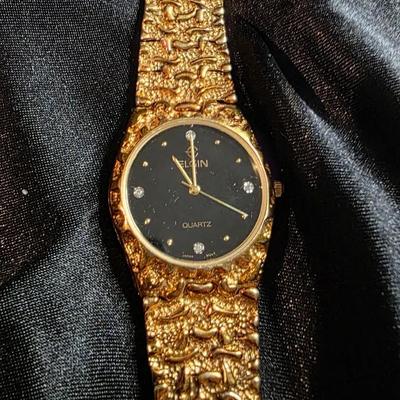 Vintage Elgin Ladies Gold Nugget Quartz Watch - Diamond Markers Black Dial with Nugget Link Bracelet