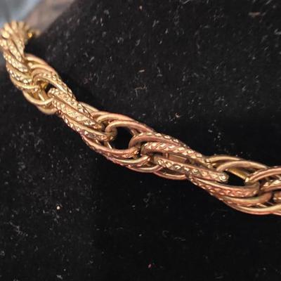 Vintage Gold Tone Textured Rope Chain Necklace - Bold Twisted Link Statement Piece